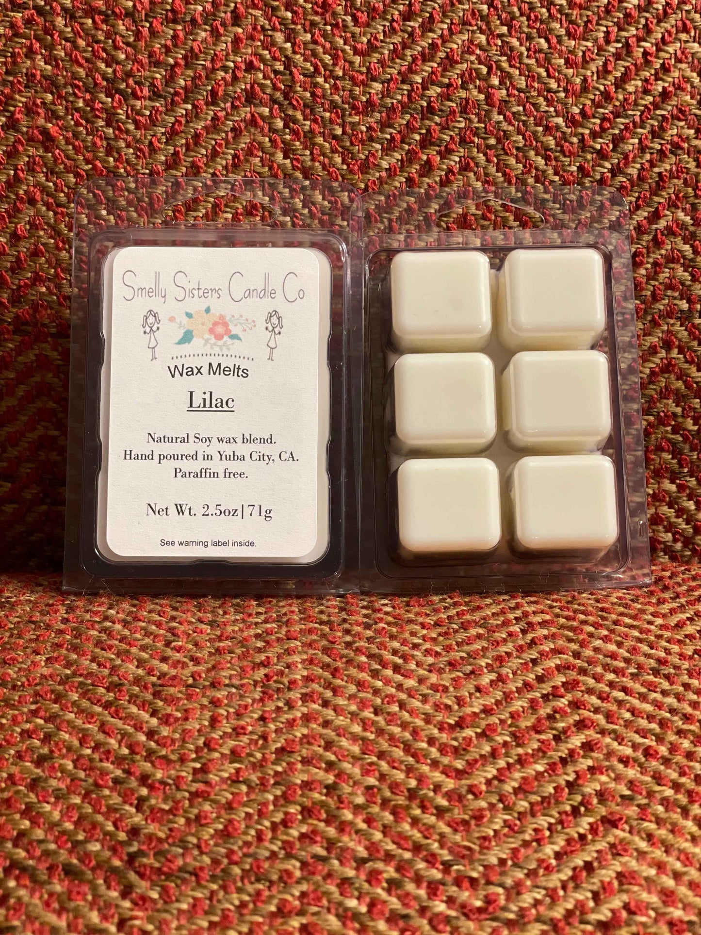 A pack of soy wax melts scented lilac. All Natural wax. Fragrances infused with essential oils. Cleaner and strong scented.